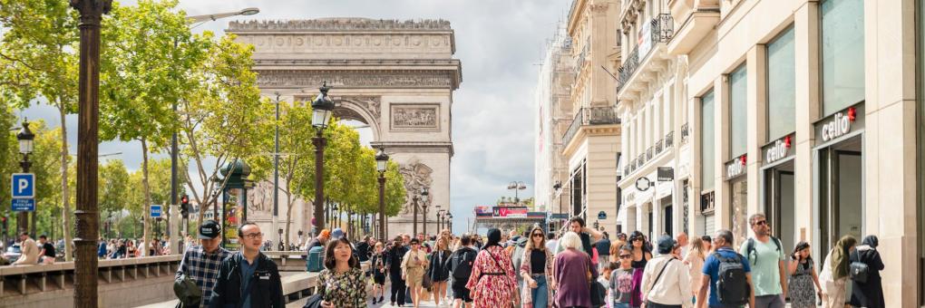8th-champs-elysees-paris.jpg