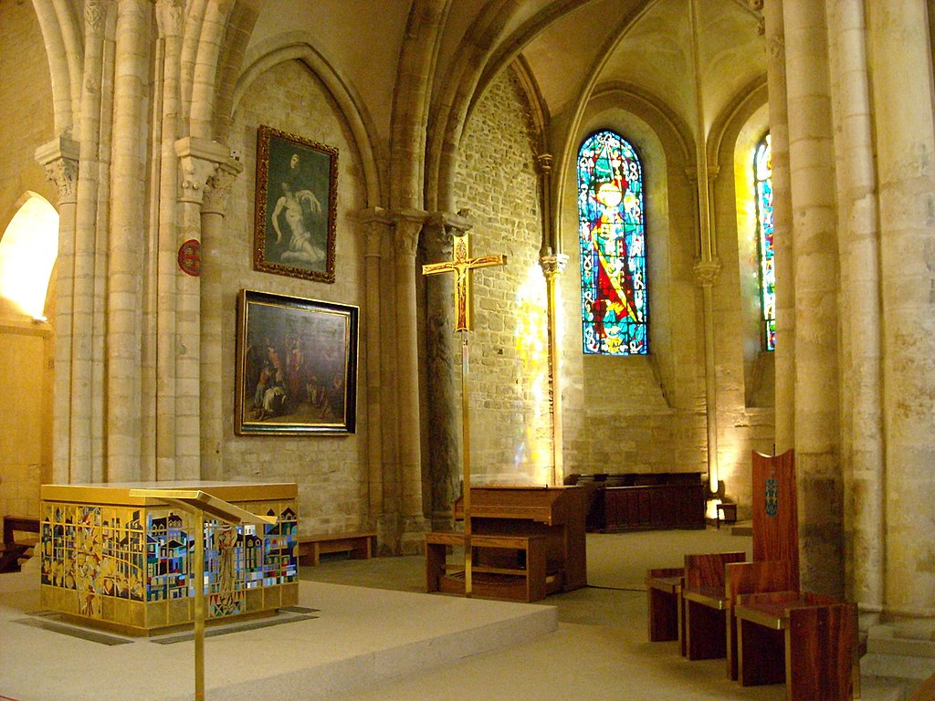 Saint-Pierre de Montmartre, 900 year history, dedicated to the artists