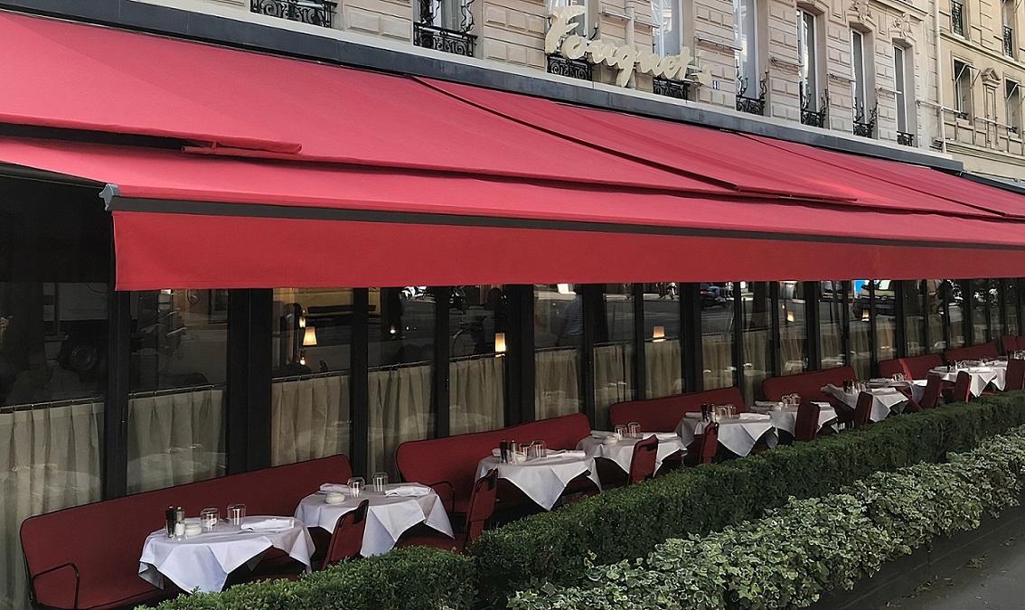 Luxe sur les Champs-Élysées et l'avenue George-V