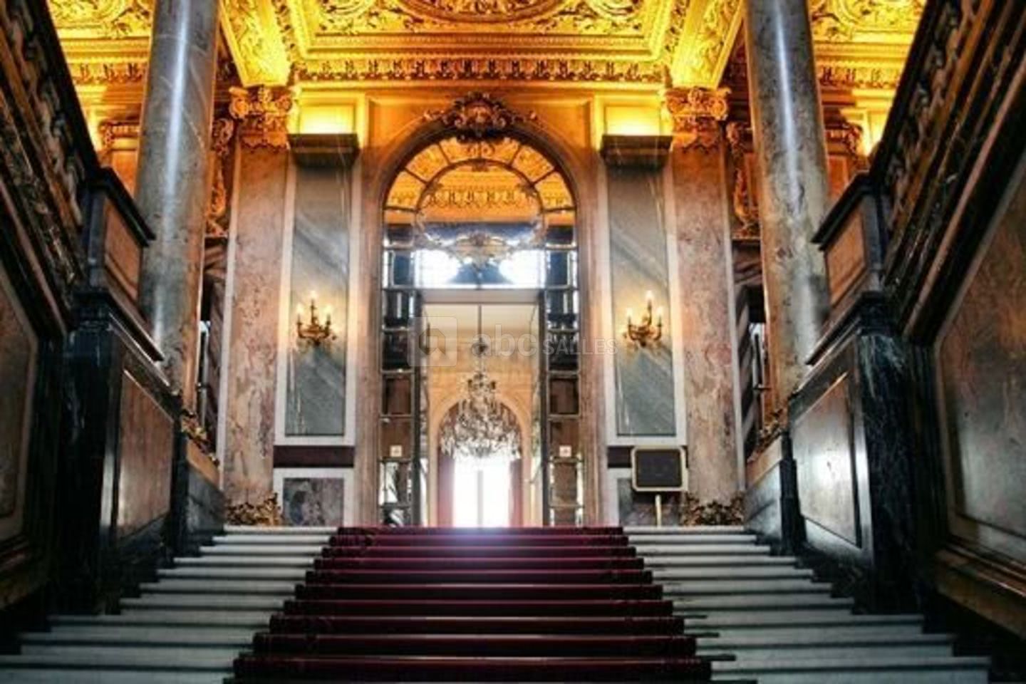 Hôtel Potocki, un hôtel parfaitement préservé de l'architecture classique française