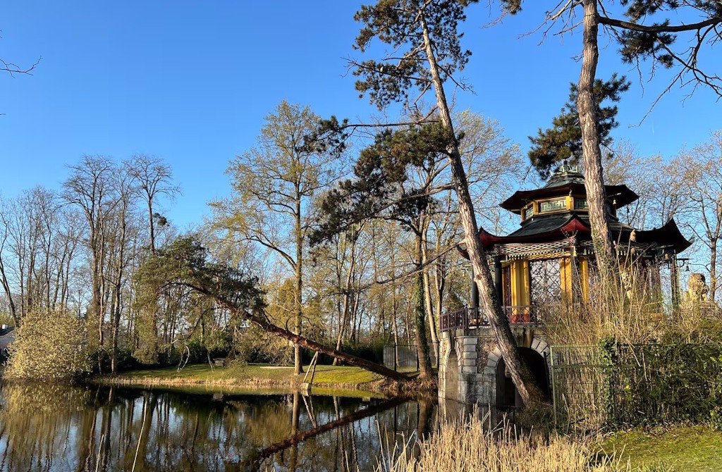 Visiter Paris et loger à L'Isle-Adam-pavillon-chinois-2-opt.jpg
