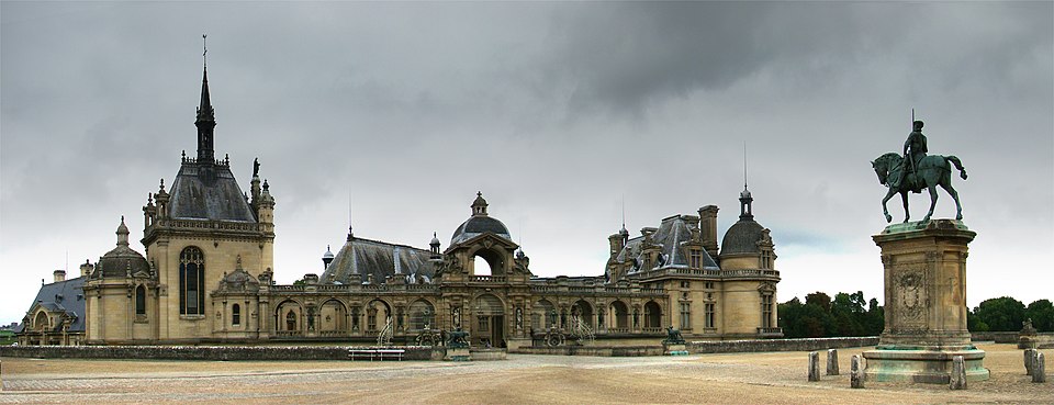 Chantilly : château, chevaux et joyau incontournable près de Paris