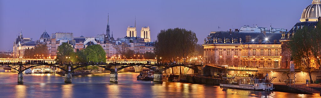 6th-arrondissement-of-paris-with-pont-des-arts