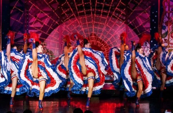 Moulin-rouge-cancan2-600x390.jpg