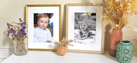 HD-photos-cchildren-on-a-piece-of-furniture