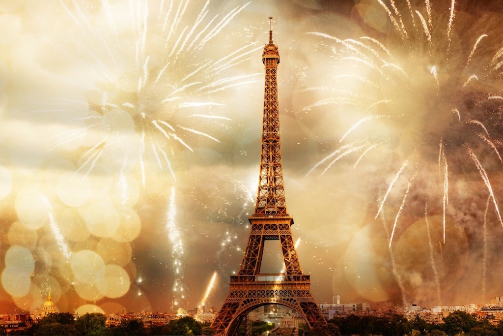 Fireworks-july-14-paris