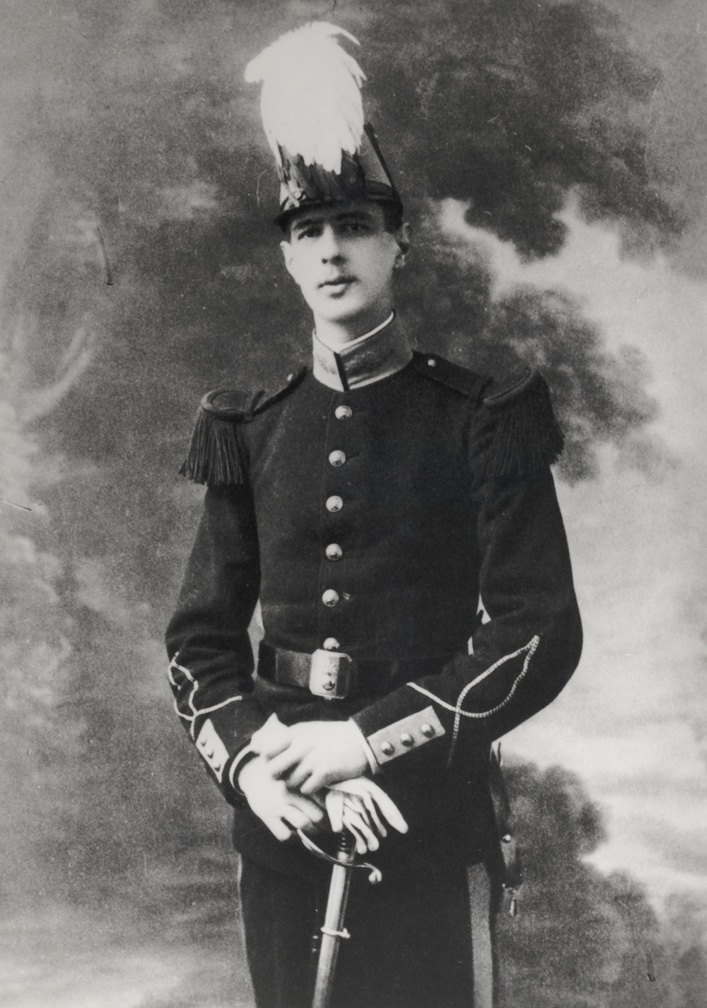 charles-de-gaulle-saint-cyrien