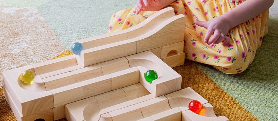 new-year-gifts-wooden-toys-for-kids