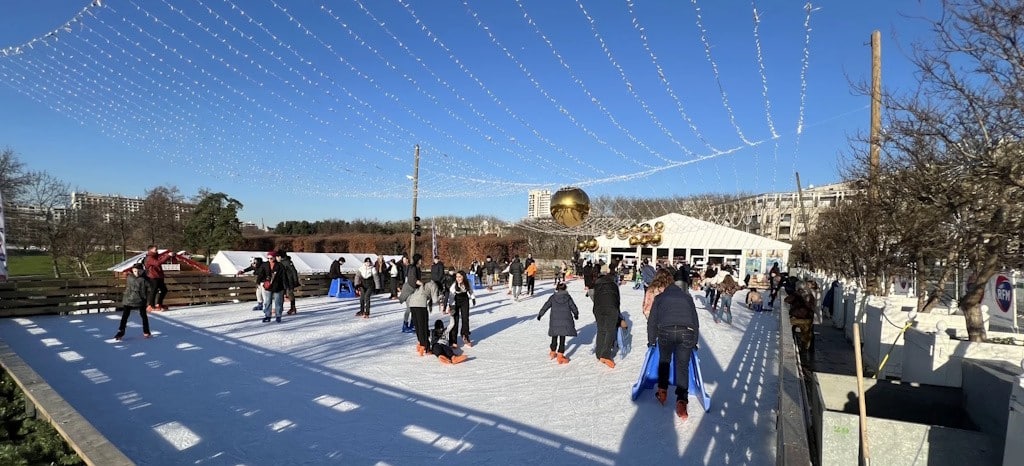 ice-skating-ring-parc-andre-citroen