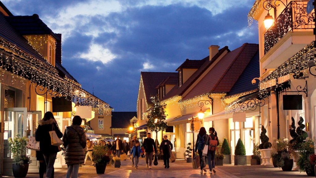 La-vallee-village-outside-of-paris