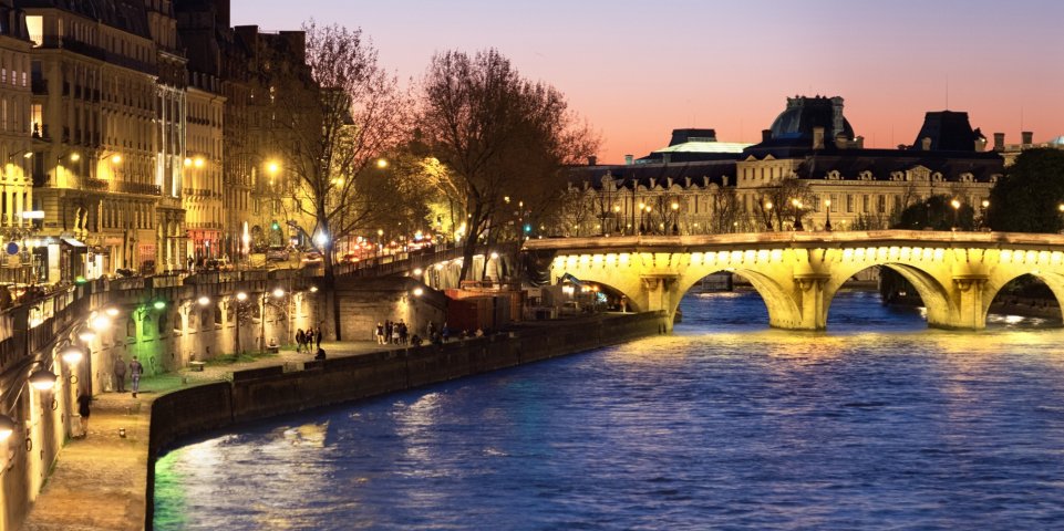 balades-quai-seine-pont-neuf-de-paris-de-nuit.jpg