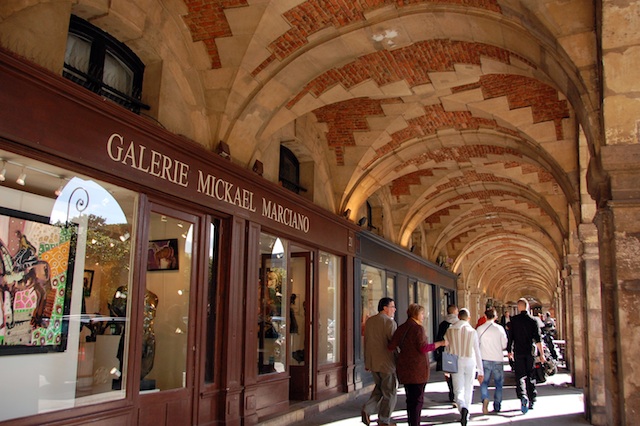 Place des vosges-galerie.jpg