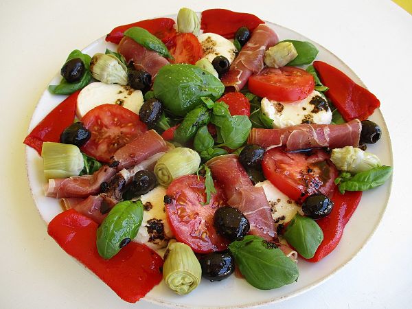 Repas français-French meals-salad-complete-dish.jpg