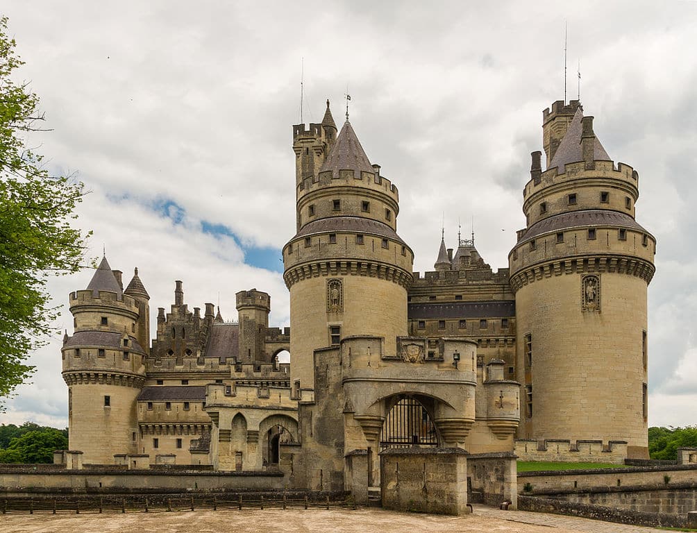 Visiter Paris avec des enfants-îerrefonds-castle.jpg