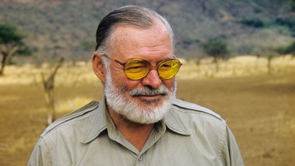 11 livres cultes a paris-Ernest_Hemingway.jpg