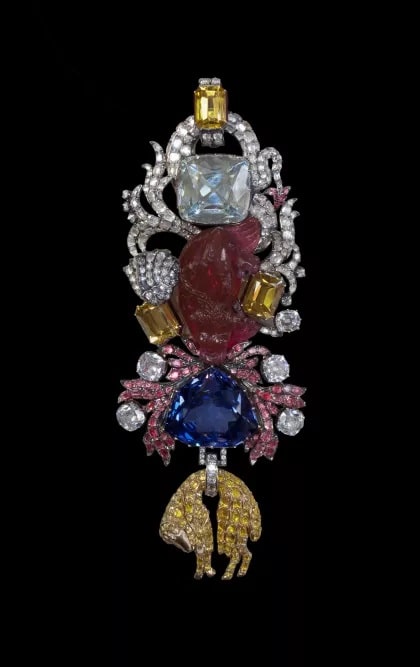 Vol du tresor de la couronne-diamant-mazarin.jpg