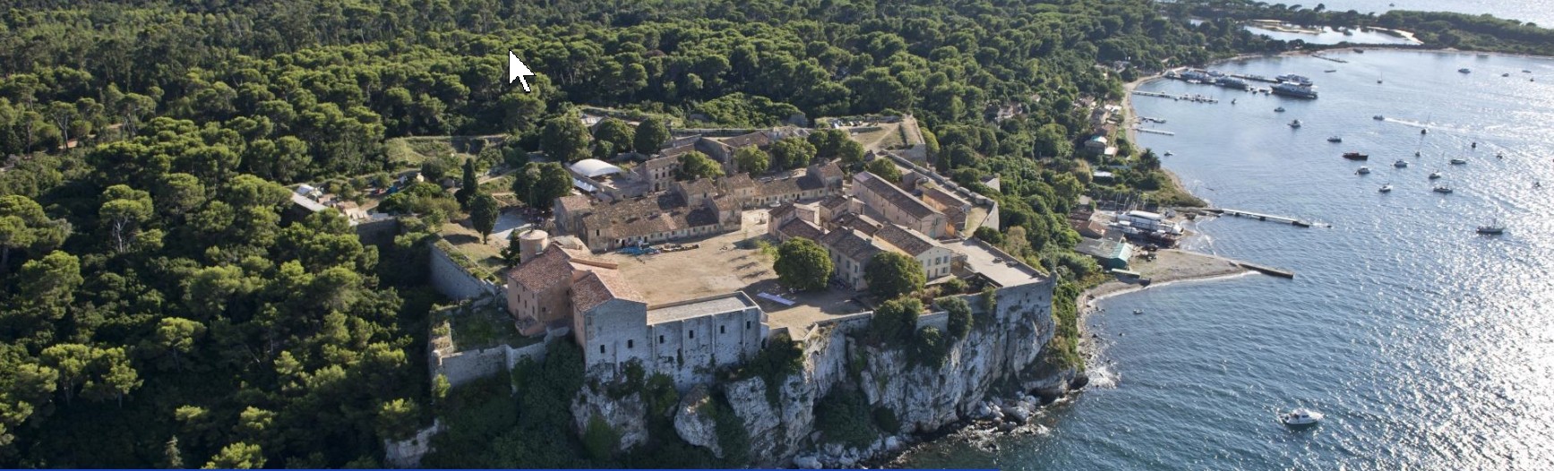 L'Homme au masque de fer-prison-ile-sainte-marguerite.jpg