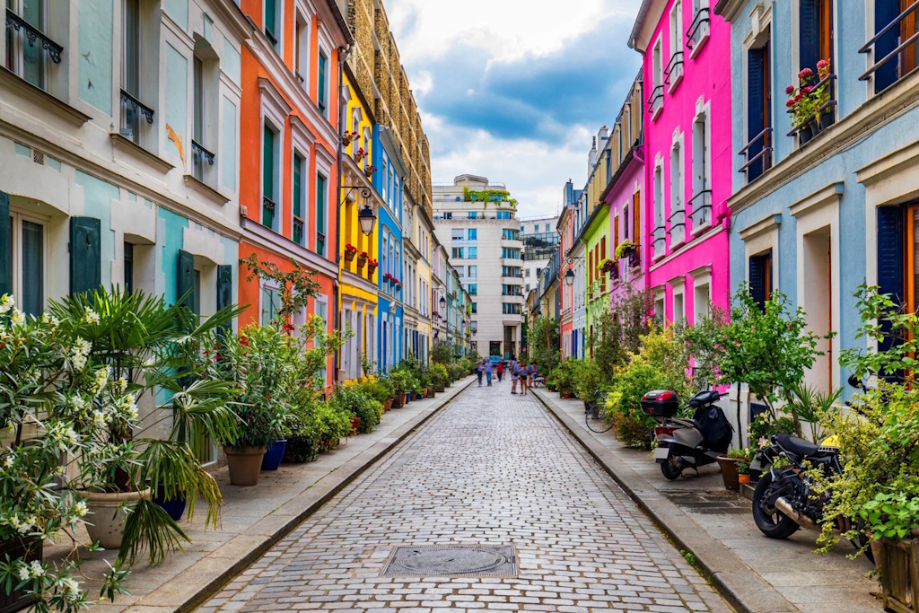 Rue Crémieux, où le temps semble s’être arrêté