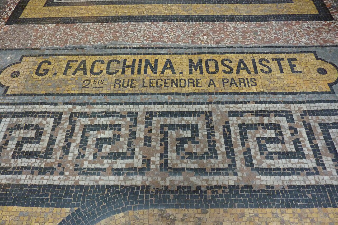 Galerie Vivienne-signature-mosaique.JPG