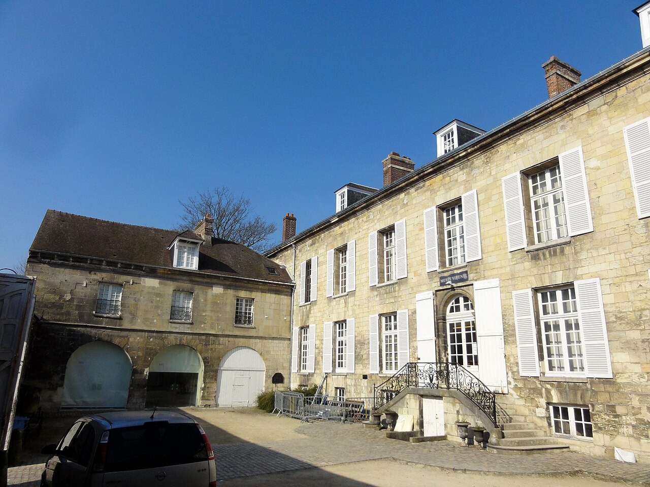 Picardie et Flandre- Musee-vivenel-compiegne.jpg