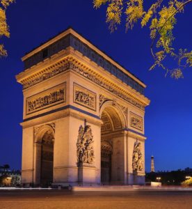 Arc-de-Triomphe-illuminated-seen-from-place-Charles-de-Gaulle